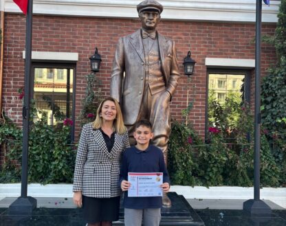 Öğrencimiz Kıvanç Selahattin Demir, NEO Bilim Olimpiyatında bronz madalya kazandı.